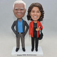 Aniversary bobbleheads gifts for parents