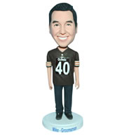 No.40 groomsman in brown T-shirt matching with jeans bobblehead