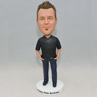 Black shirt and blue jeans bobbleheads