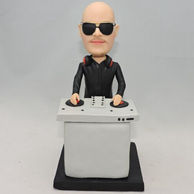 DJ custom bobblehead wear a sunglasses
