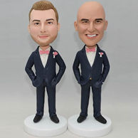 Custom groomsmen bobblehead in blue suit and pink bowtie