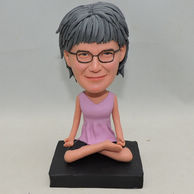 Personalized Bobbleheads Creative Posture With Skirt