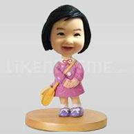 Girl bobbleheads-10574