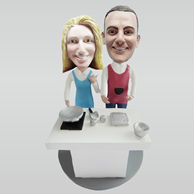 Personalized custom couple bobblehead