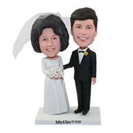 Custom happy new couple for wedding bobble heads