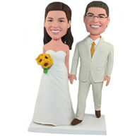 The wedding couple custom bobbleheads