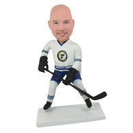 The man is playing golf custom bobbleheads