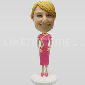 Woman in Pink Chinese Outfit Bobblehead-11678